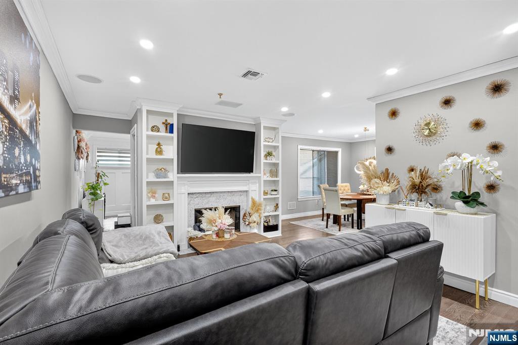 20 McChesney Court 1720