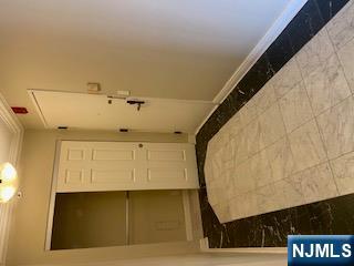 900 Palisade 18N