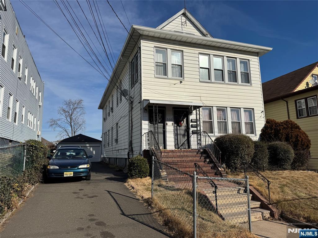 533-535 11th Avenue
