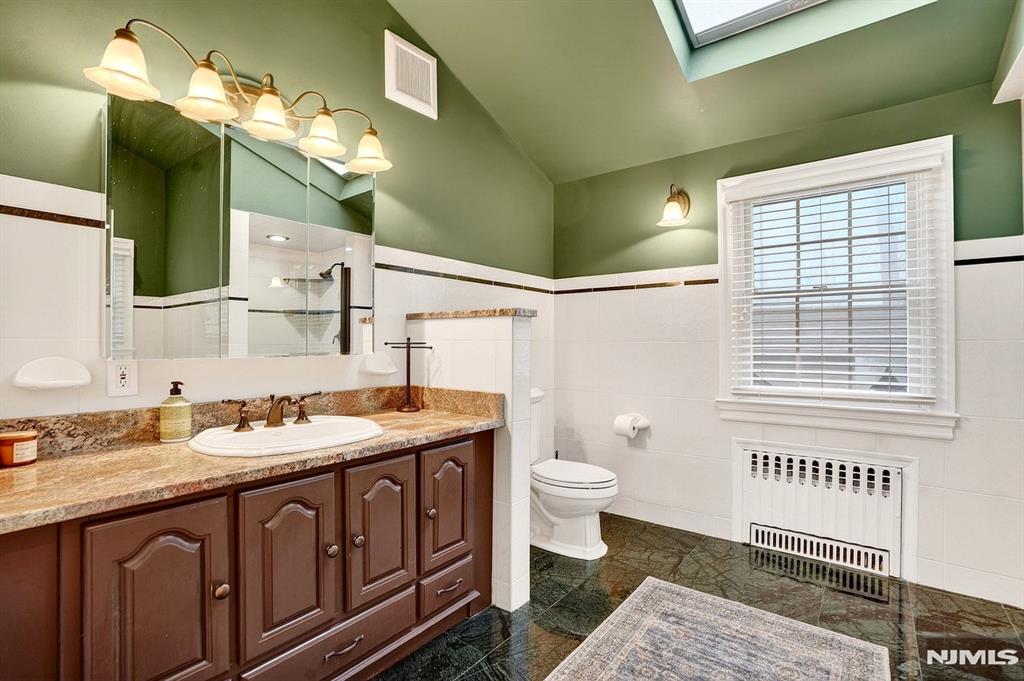 8 Hemlock Lane