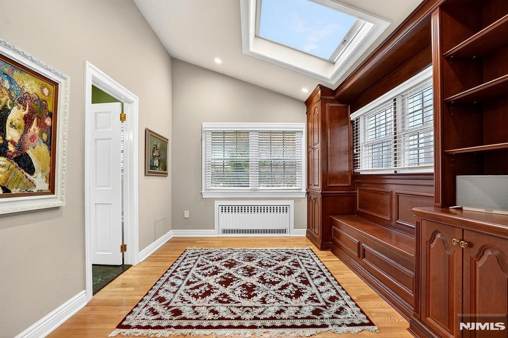 8 Hemlock Lane
