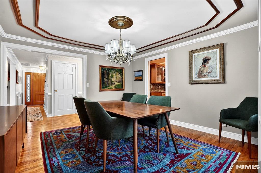 8 Hemlock Lane