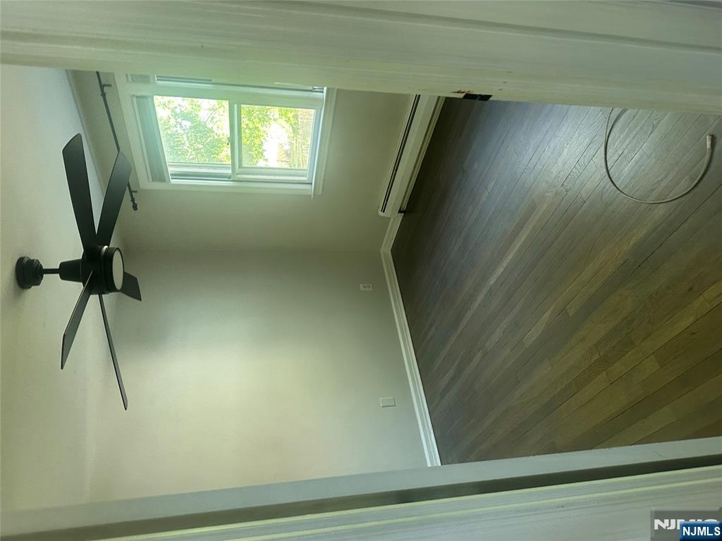 28-27 Sheridan Place