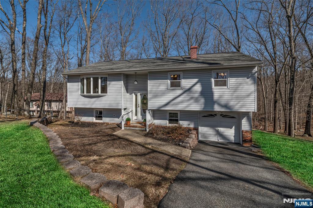 14 Forsgate Drive