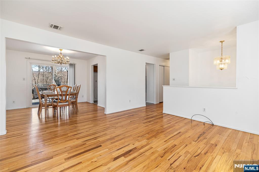 14 Forsgate Drive