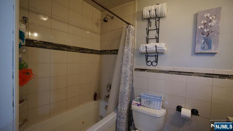 31 Kossuth Street