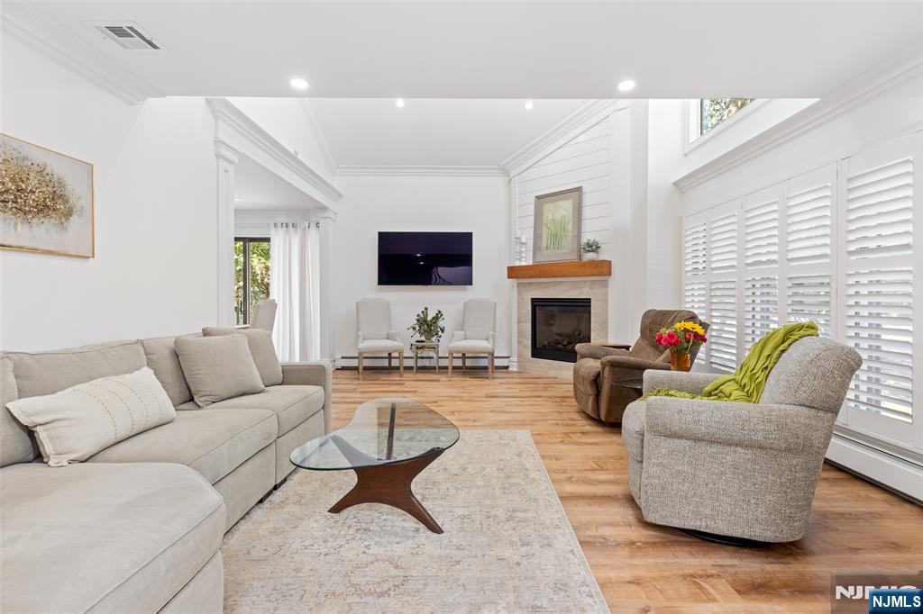 1 Bentley Drive 3