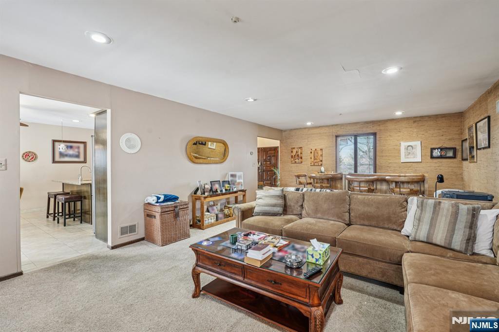 845 Rifle Camp Road