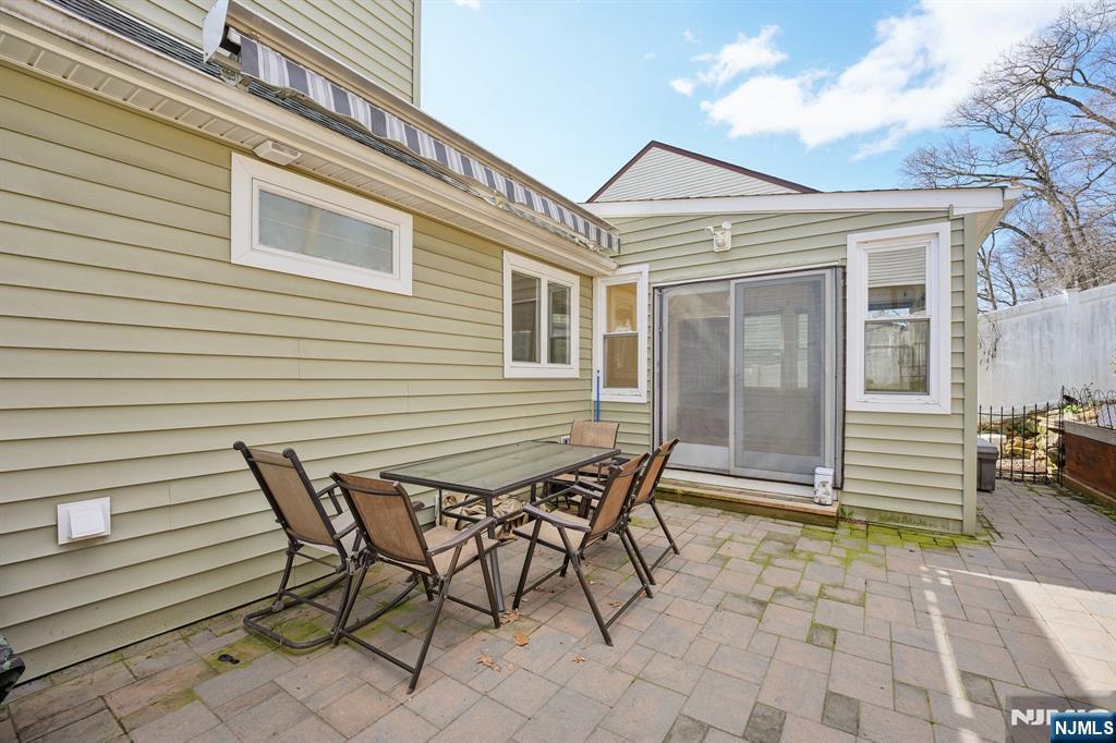 59 Oakwood Drive