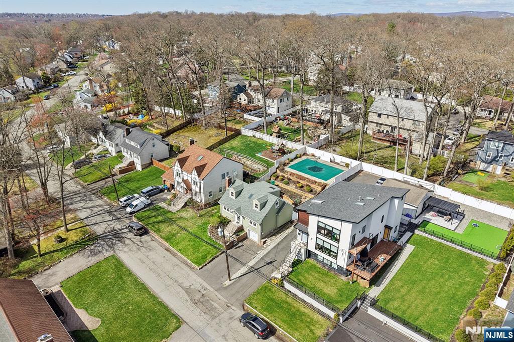 59 Oakwood Drive