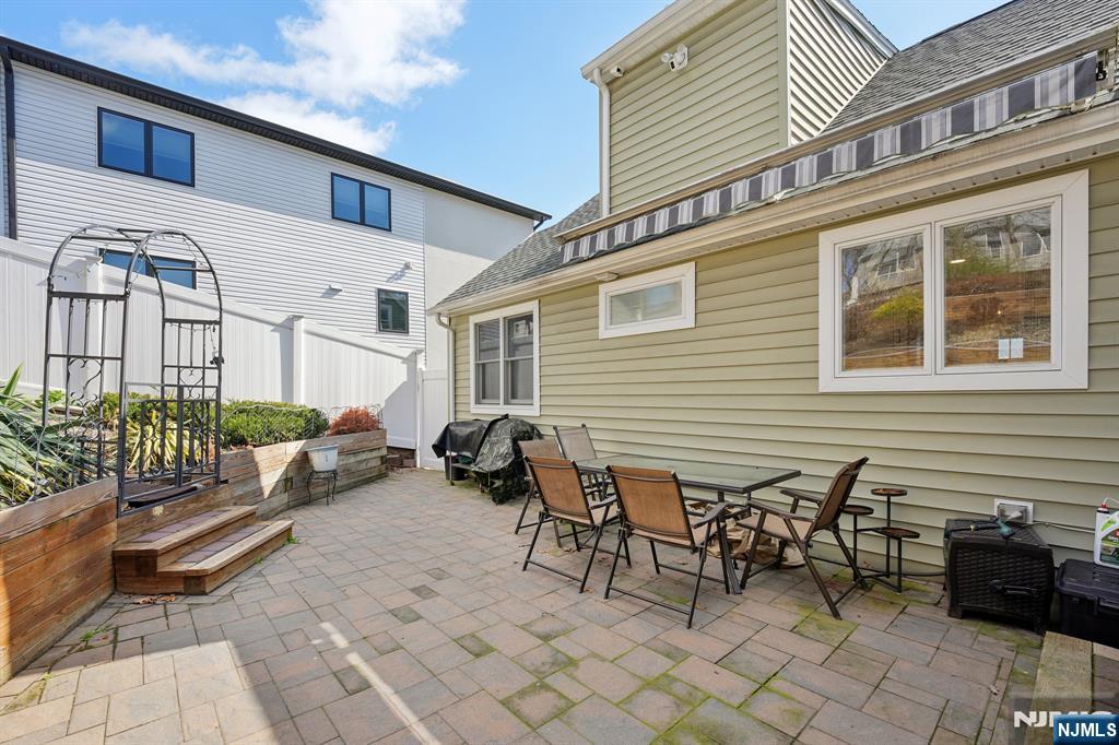 59 Oakwood Drive