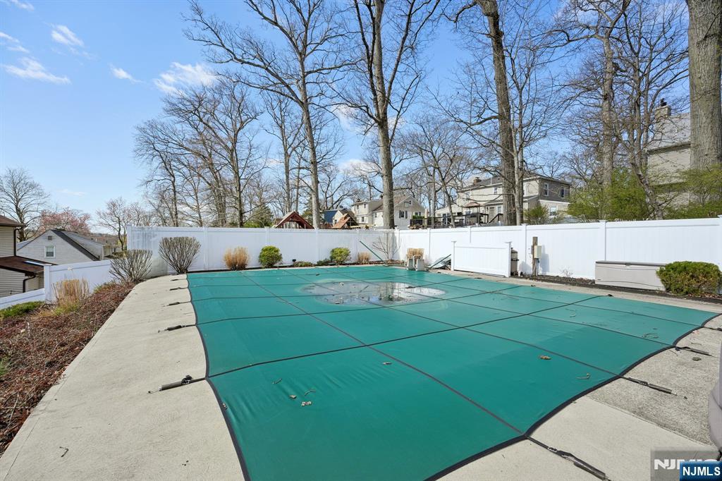 59 Oakwood Drive