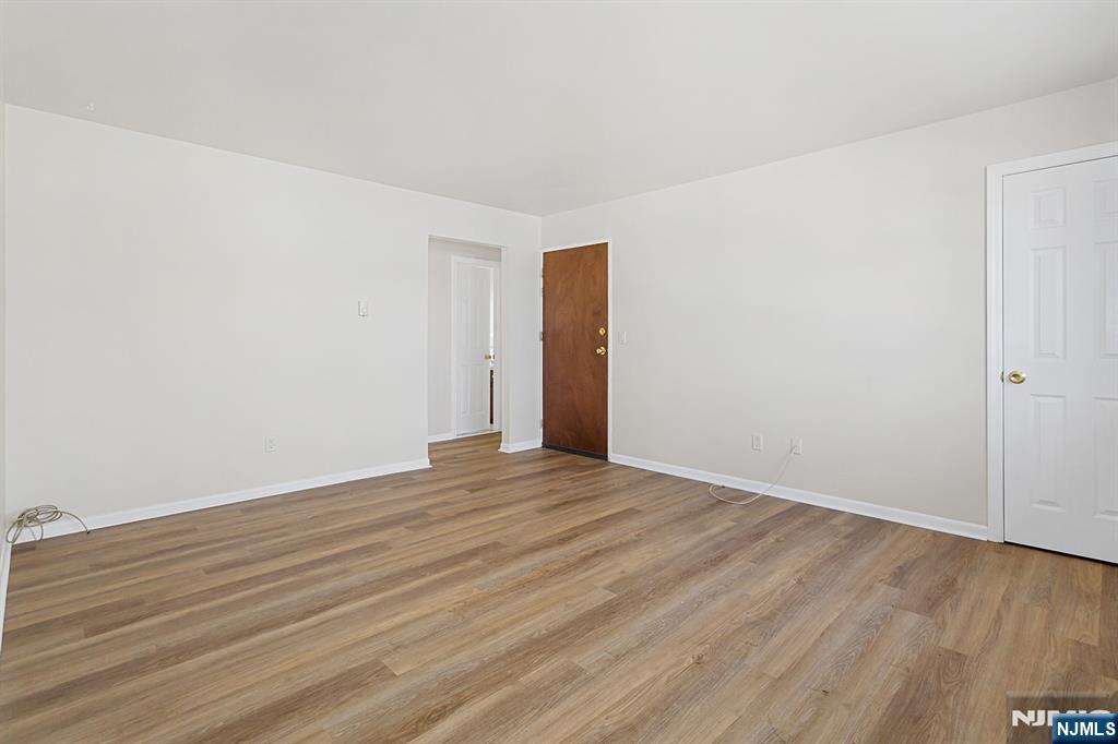 145 Arnot Street 4B