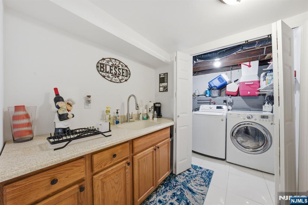 50 Skyline Lake Drive