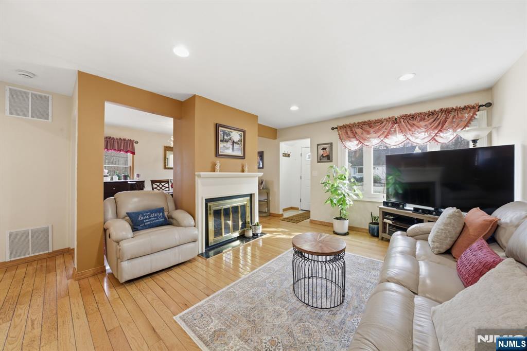 50 Skyline Lake Drive