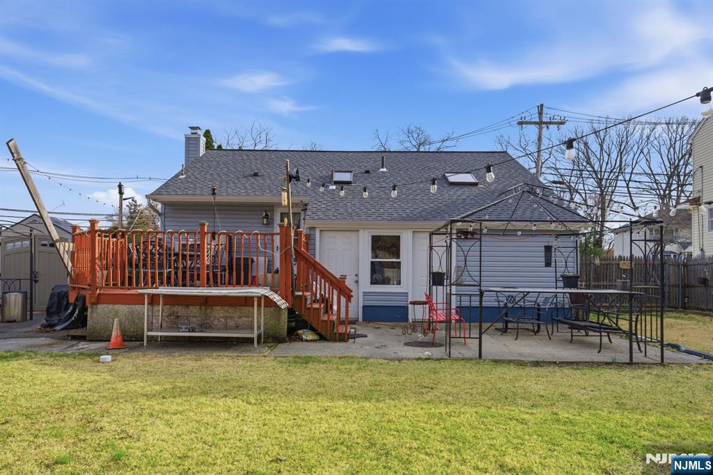 50 Skyline Lake Drive