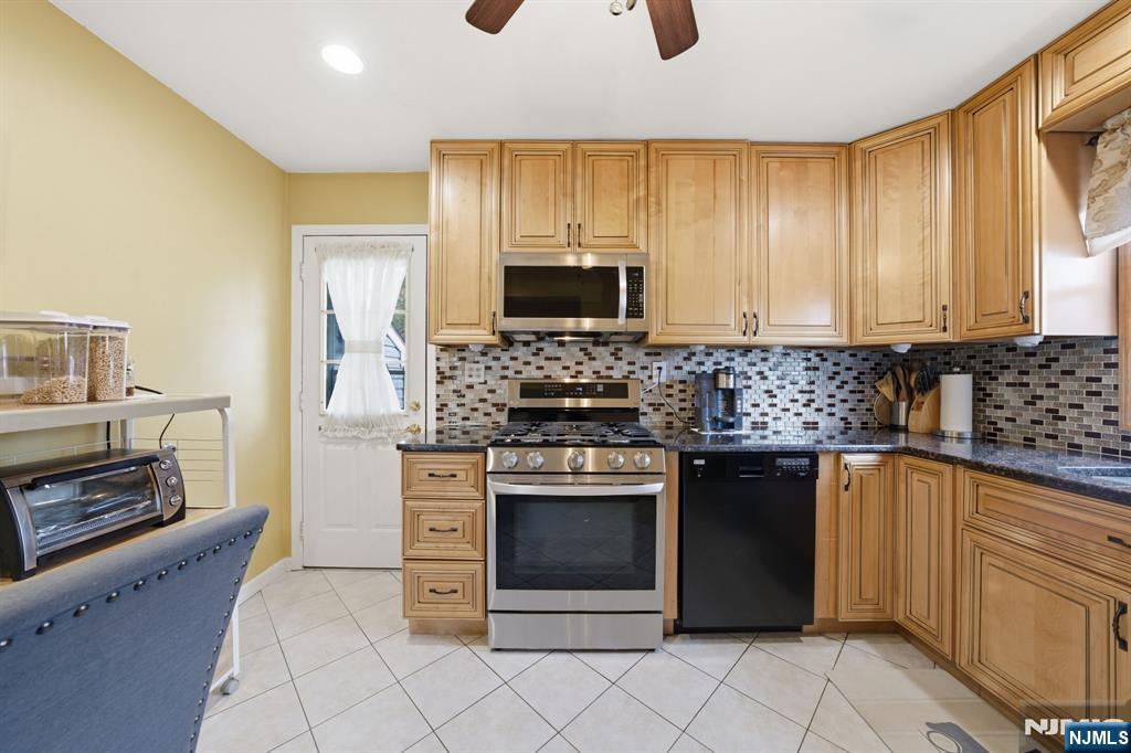 50 Skyline Lake Drive