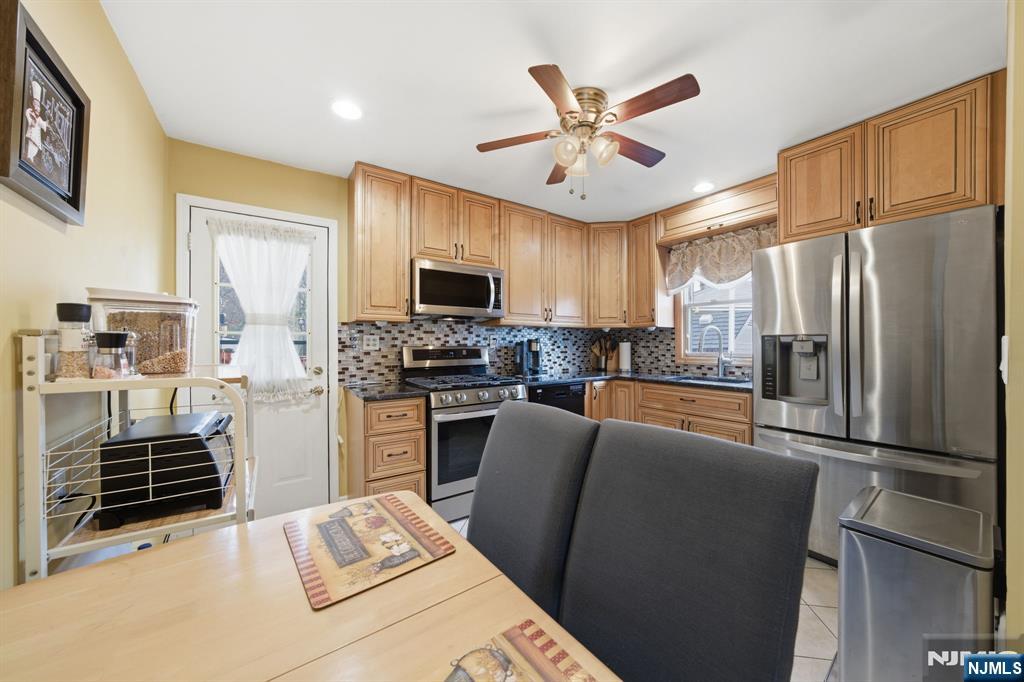 50 Skyline Lake Drive