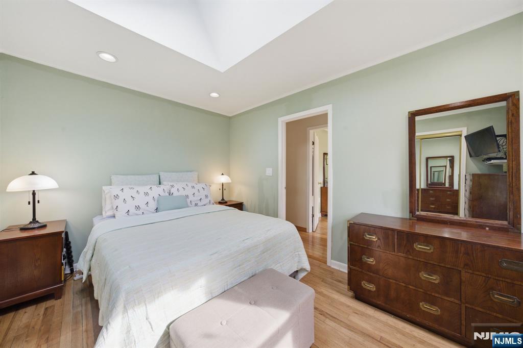 50 Skyline Lake Drive