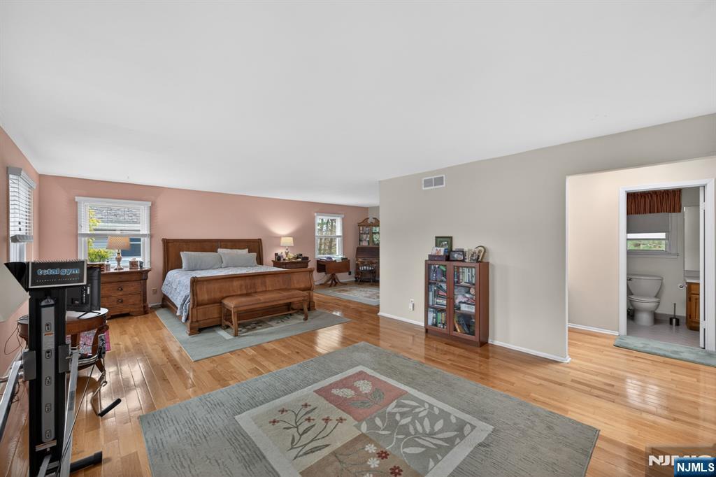 7 Chicopee Drive