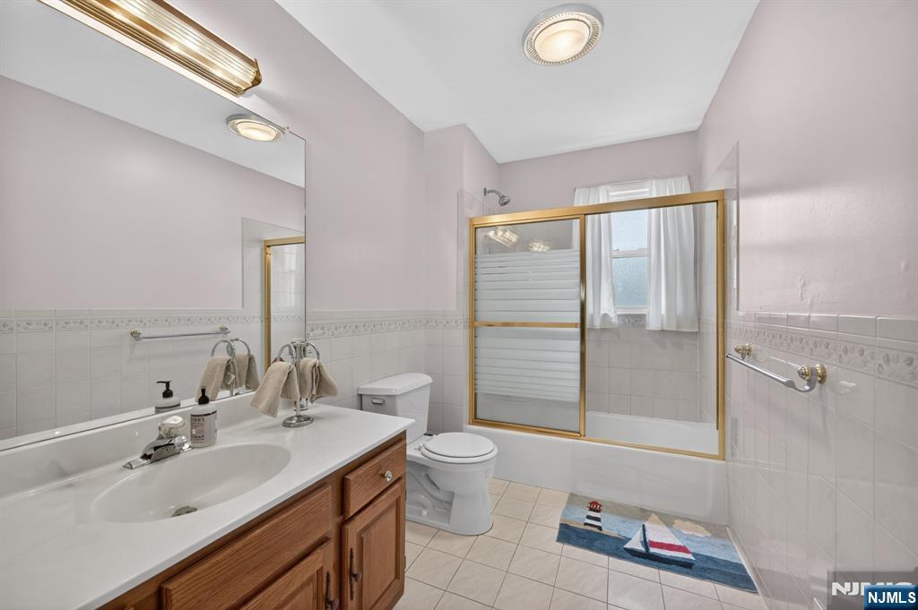 7 Chicopee Drive