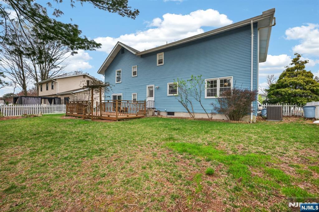 7 Chicopee Drive