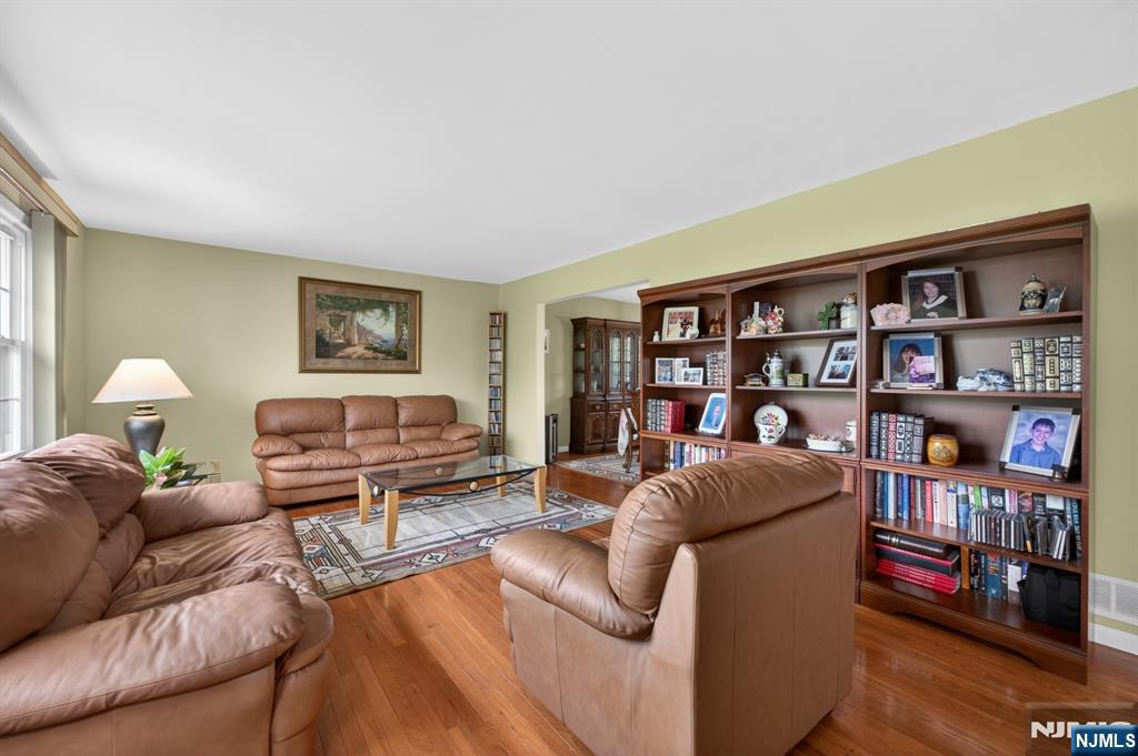 7 Chicopee Drive