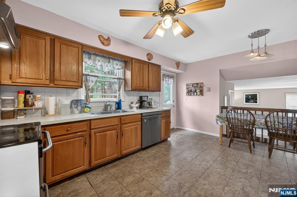 7 Chicopee Drive
