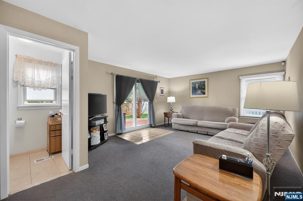 7 Chicopee Drive
