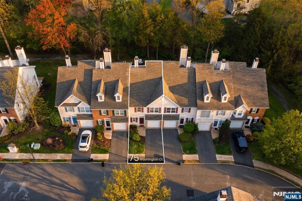 75 Washington Court