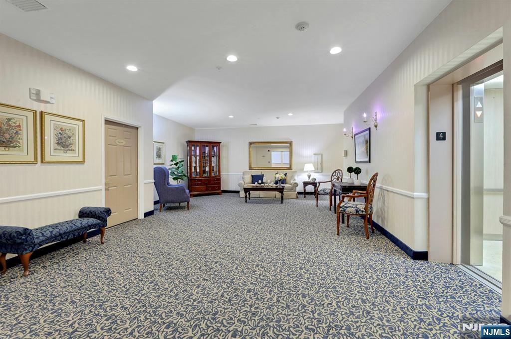 6412 Richmond Road 412