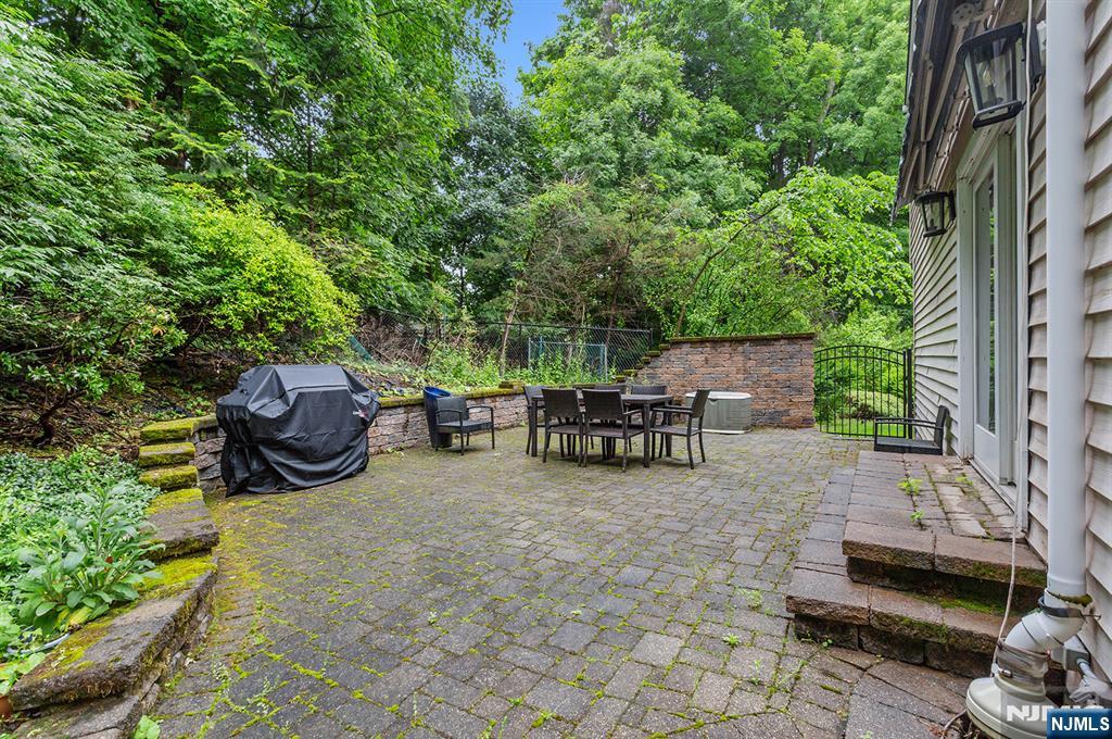 596 Terhune Drive