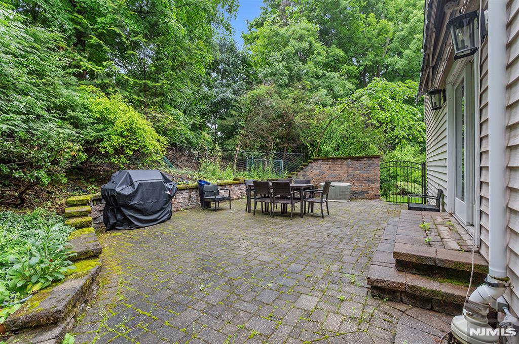 596 Terhune Drive