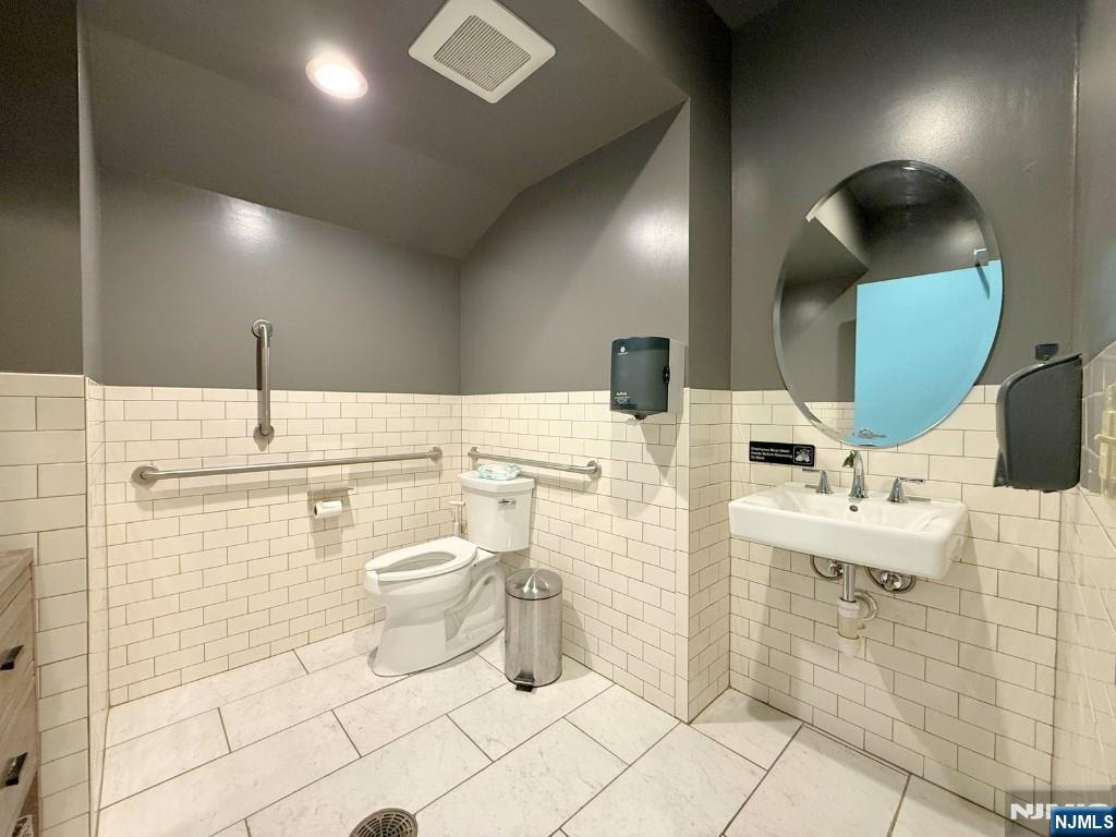 6 Boonton Avenue 2