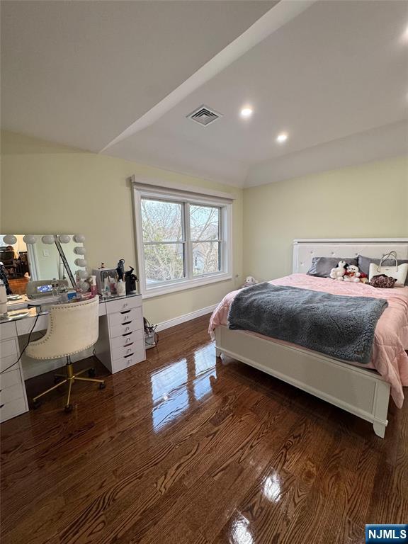 271 Bergen Boulevard