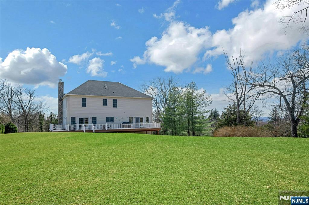 40 Horseneck Road