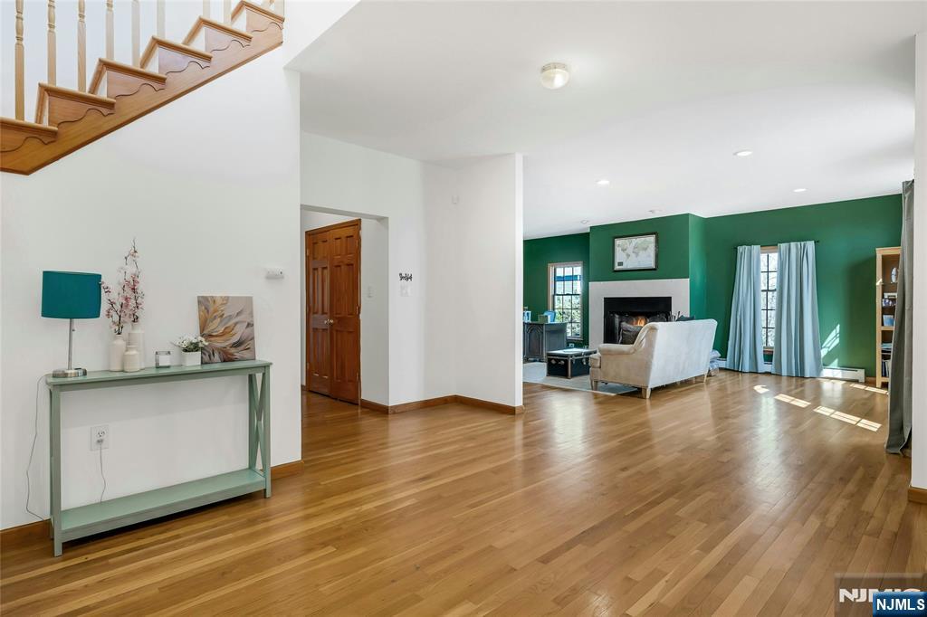 40 Horseneck Road