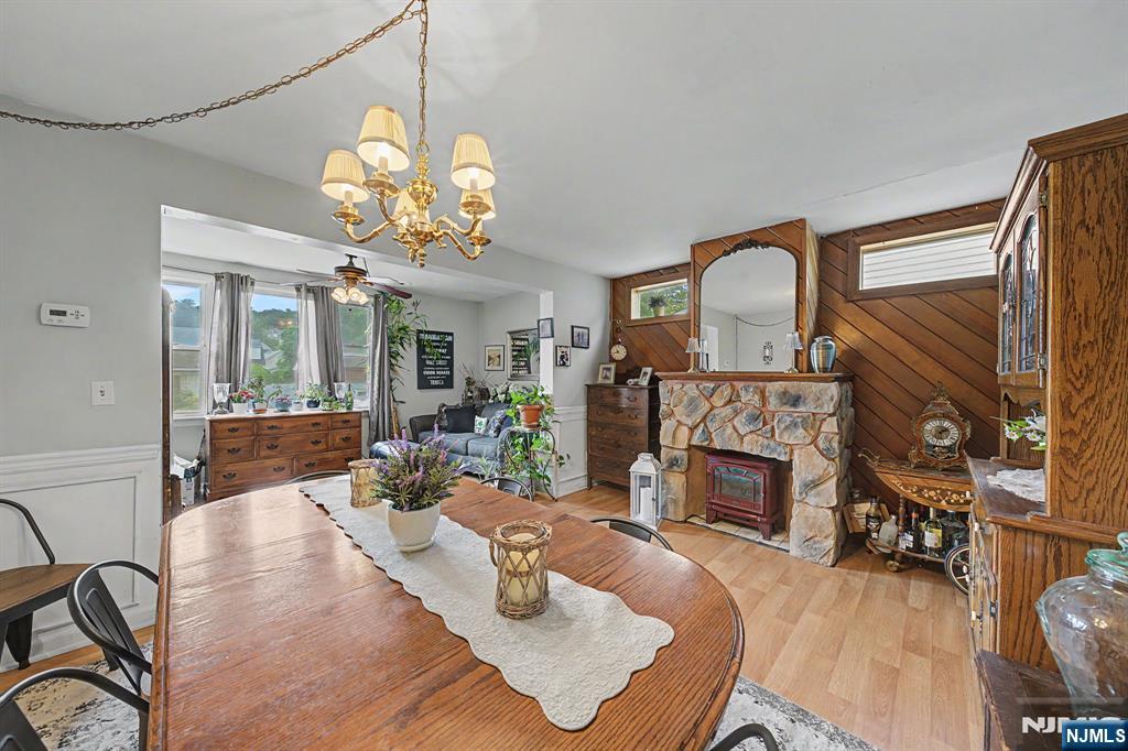 328 Hobart Avenue