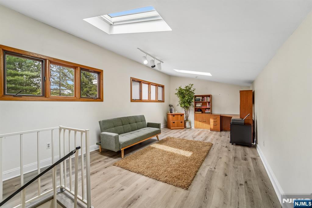 8 Union Hill Road
