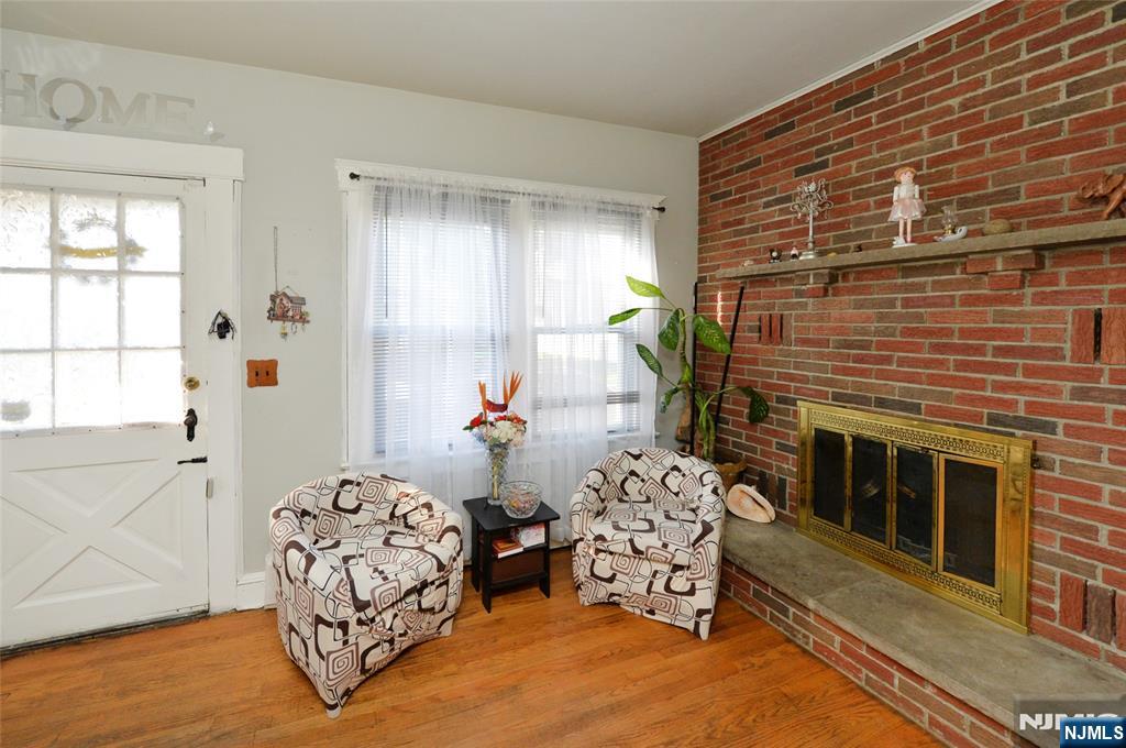 18 Parker Avenue