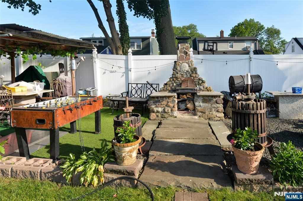 18 Parker Avenue