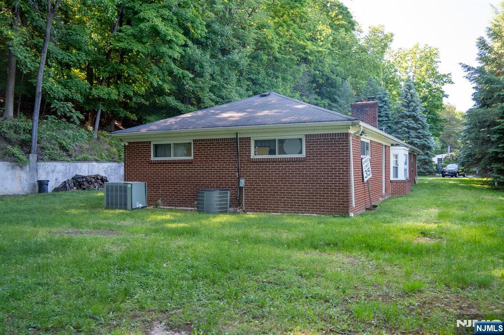 45 Peters Lane