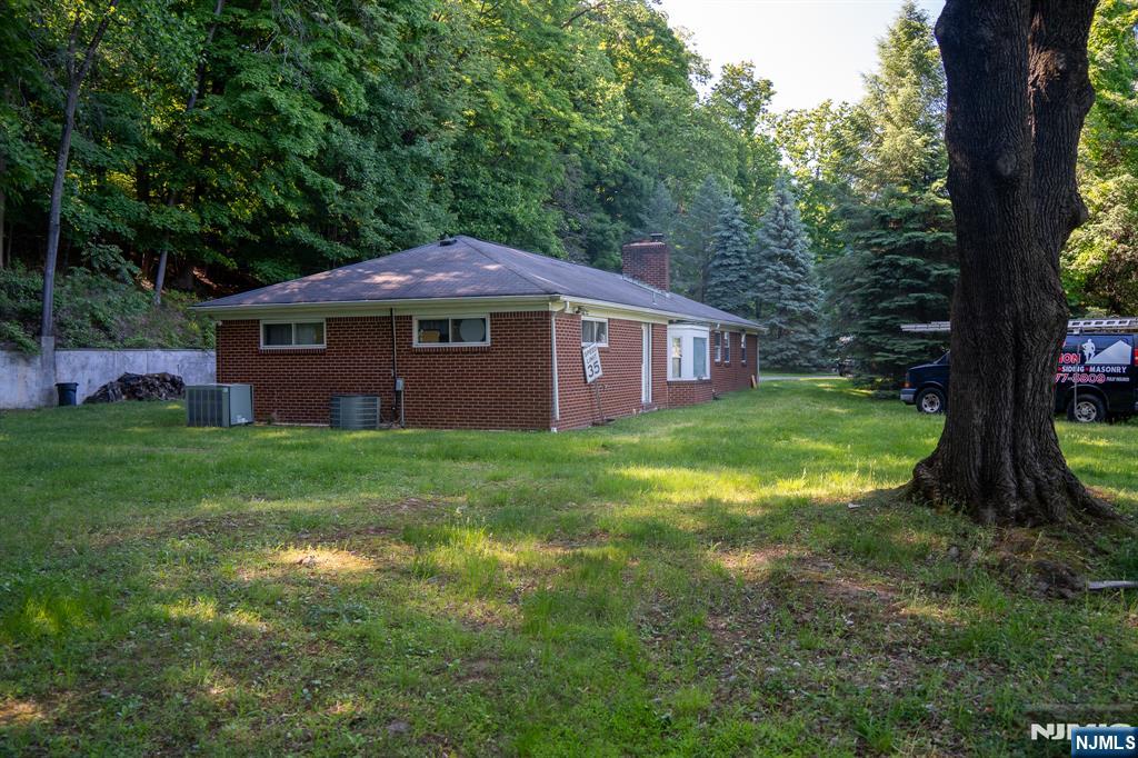 45 Peters Lane