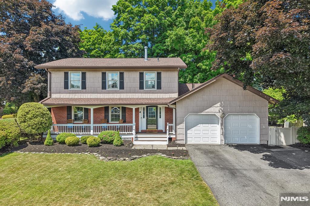 4 Holyoke Road