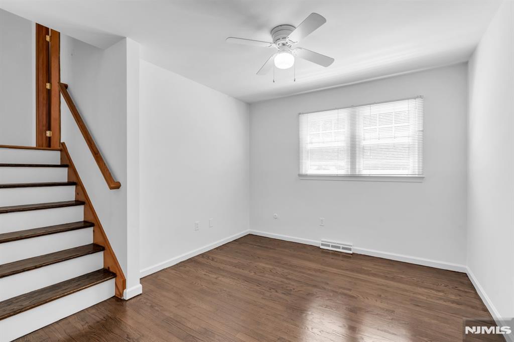 15 E Timber Lane