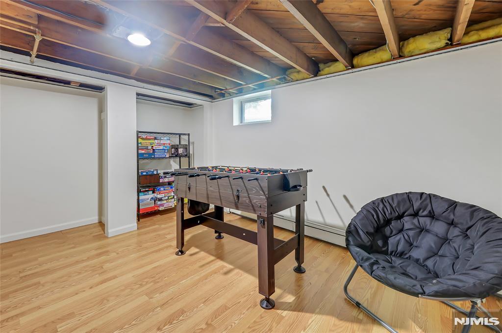 1093 Littleton Road