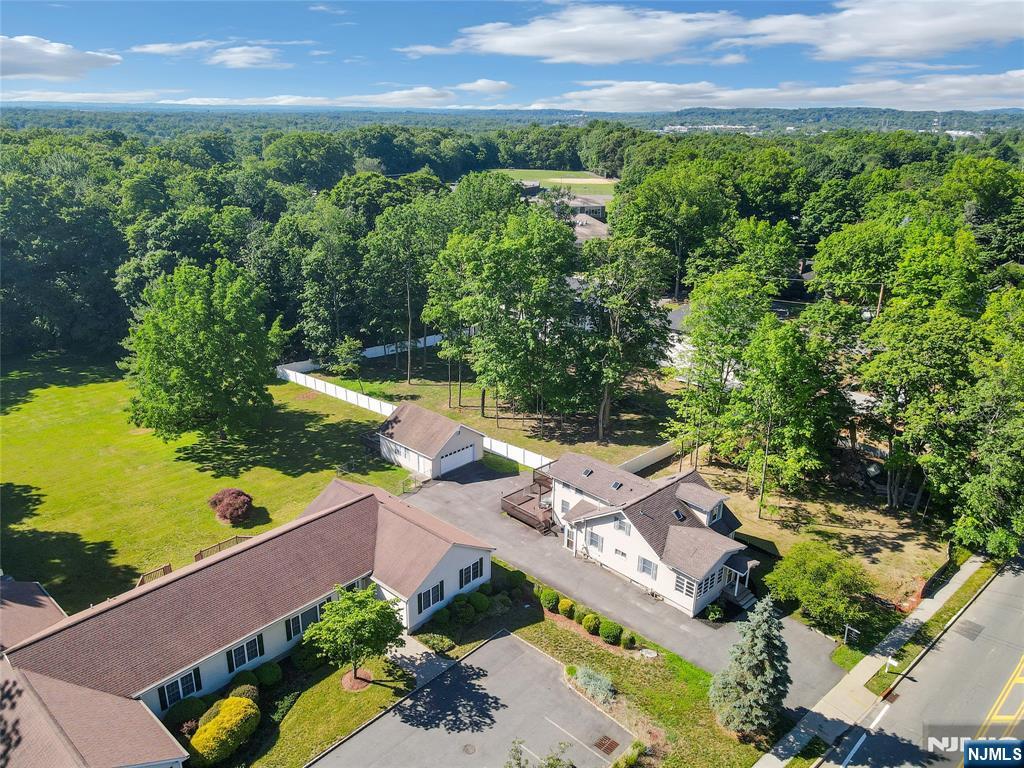 1093 Littleton Road