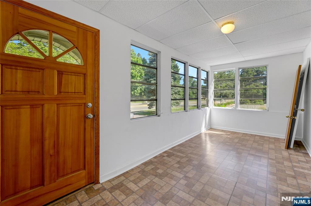 1093 Littleton Road