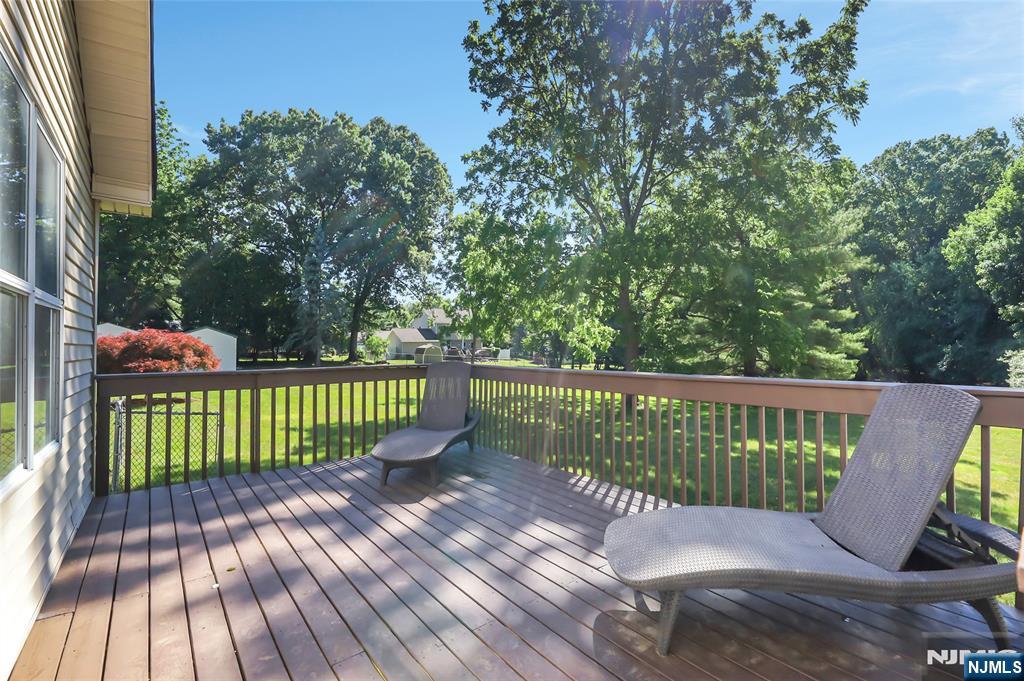 1093 Littleton Road
