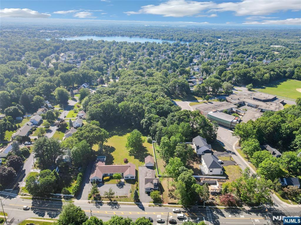 1093 Littleton Road